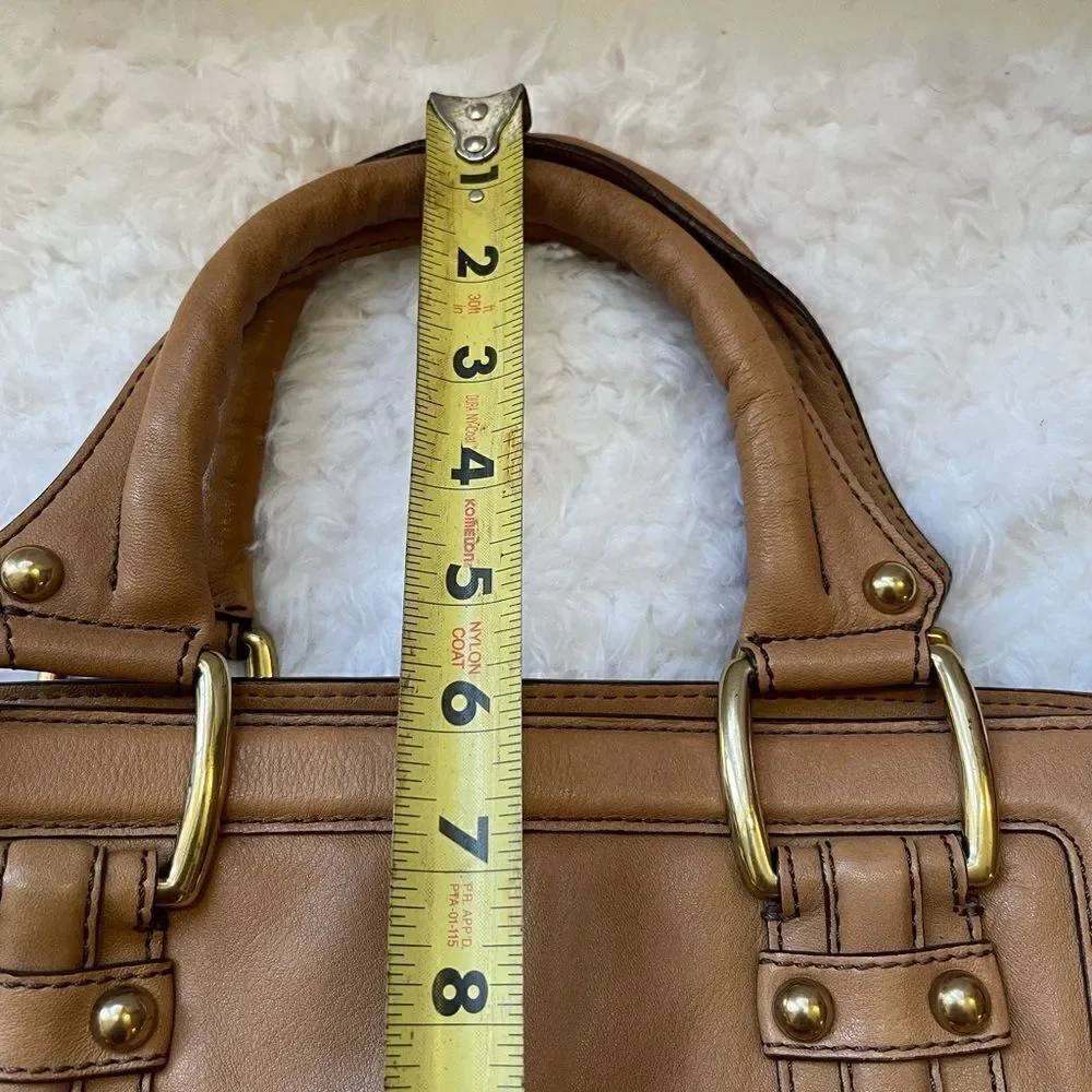 Banana Republic leather medium satchel with gold tone hardwares